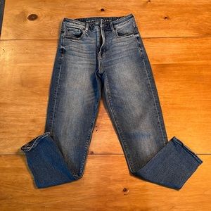 American Eagle Mom Jeans